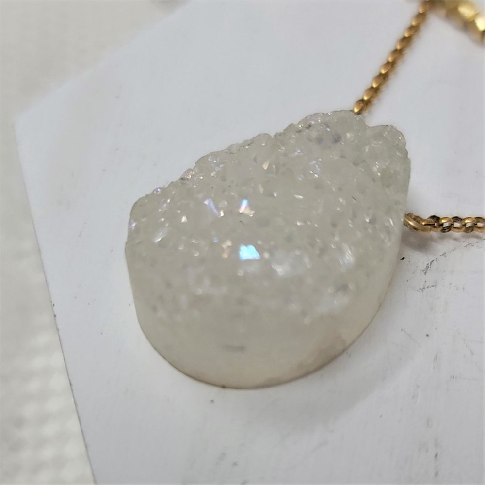 Glittery White Druze Necklace Gold tone - Picture 5 of 10